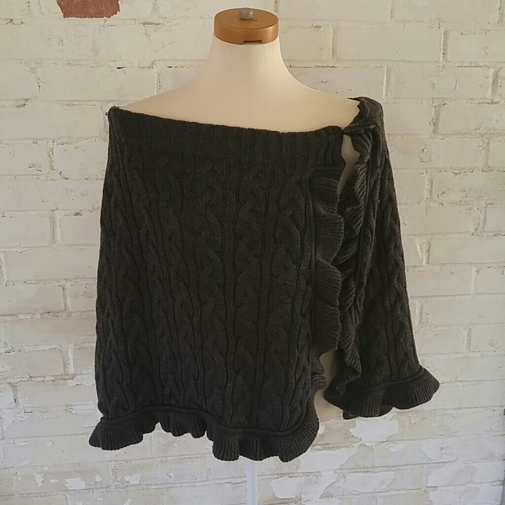 Casual Corner gray cable knit cape sweater